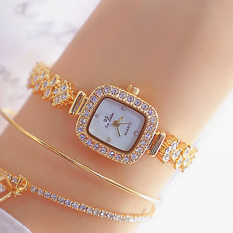 Часы наручные стразы женские модные повседневные с браслетом со стразами