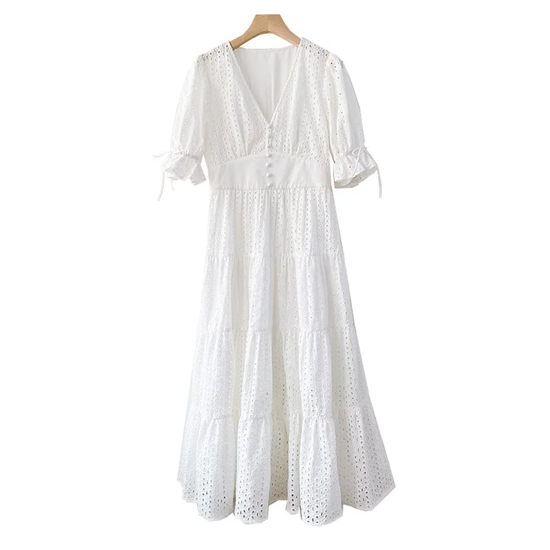 

Summer new short sleeve lady temperament dress heavy embroidery long skirt