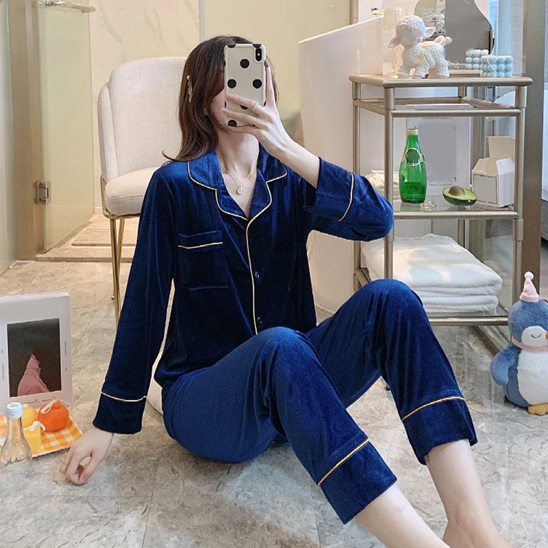 

Female Winter Pajama Sets Coral Velvet Warm Nightwear Nightgown Homewear Thicken Women's Sleepwear Solid Color Pleuche Pajama
