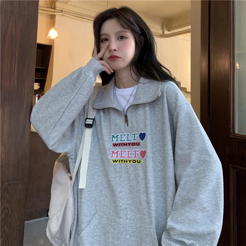 

All-Match Loose Half-Open Collar Zipper Embroidered Bathroom