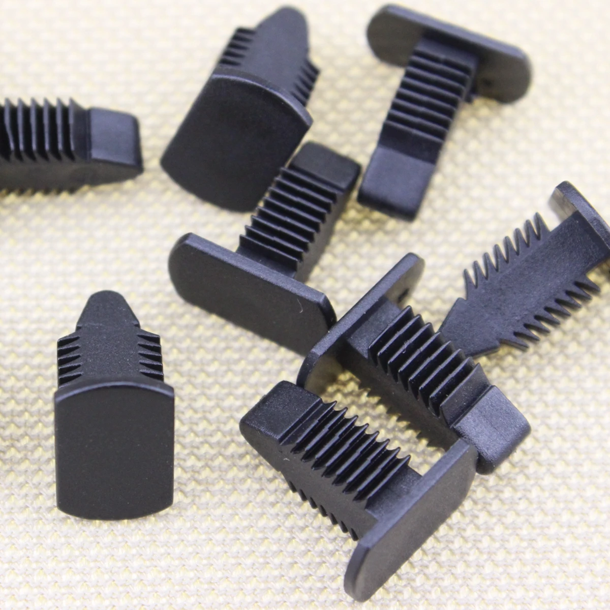

20pcs Rocker Moulding Fastener Screws Clamp for BMW Mini Cooper 51711496621