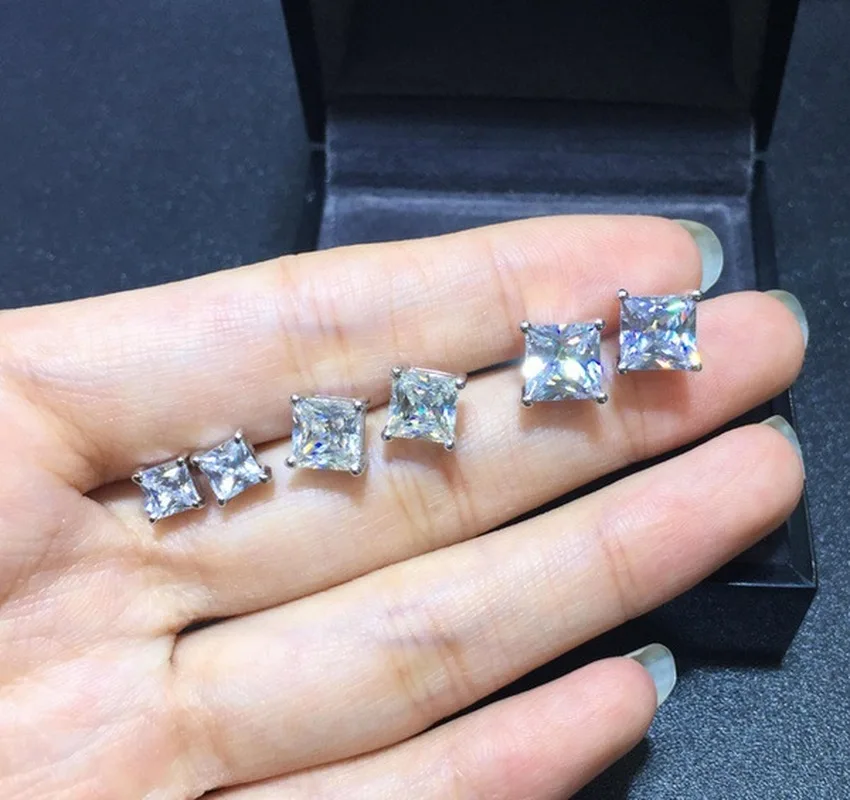 Женские простые корейские серьги квадратные гвоздики серебристого цвета с