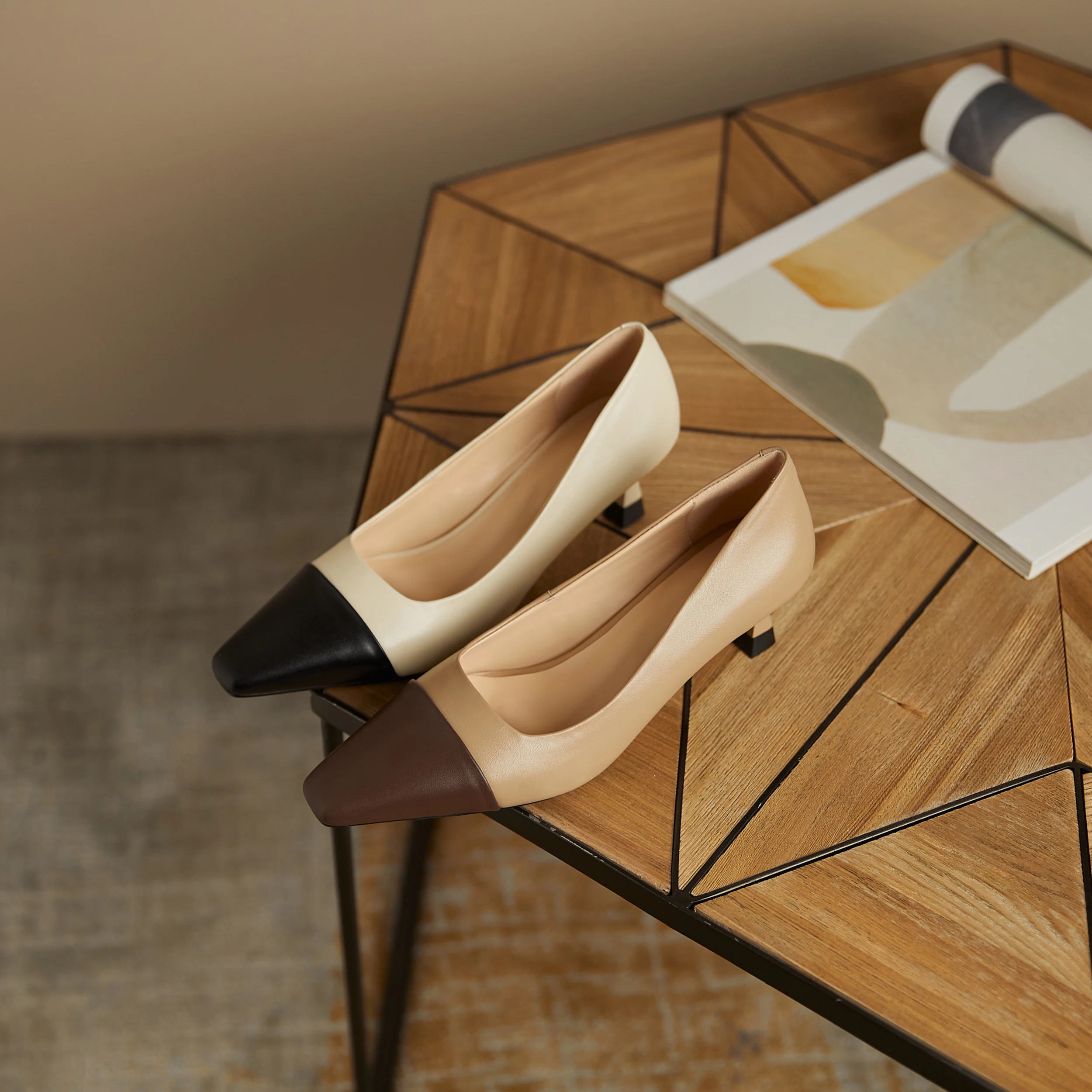 

QUTAA 2021 Thin Med Heels Genuine Leather Fashion Women Pumps Spring Mixed Color Pointed Toe Concise Ladies Shoes Size 34-43