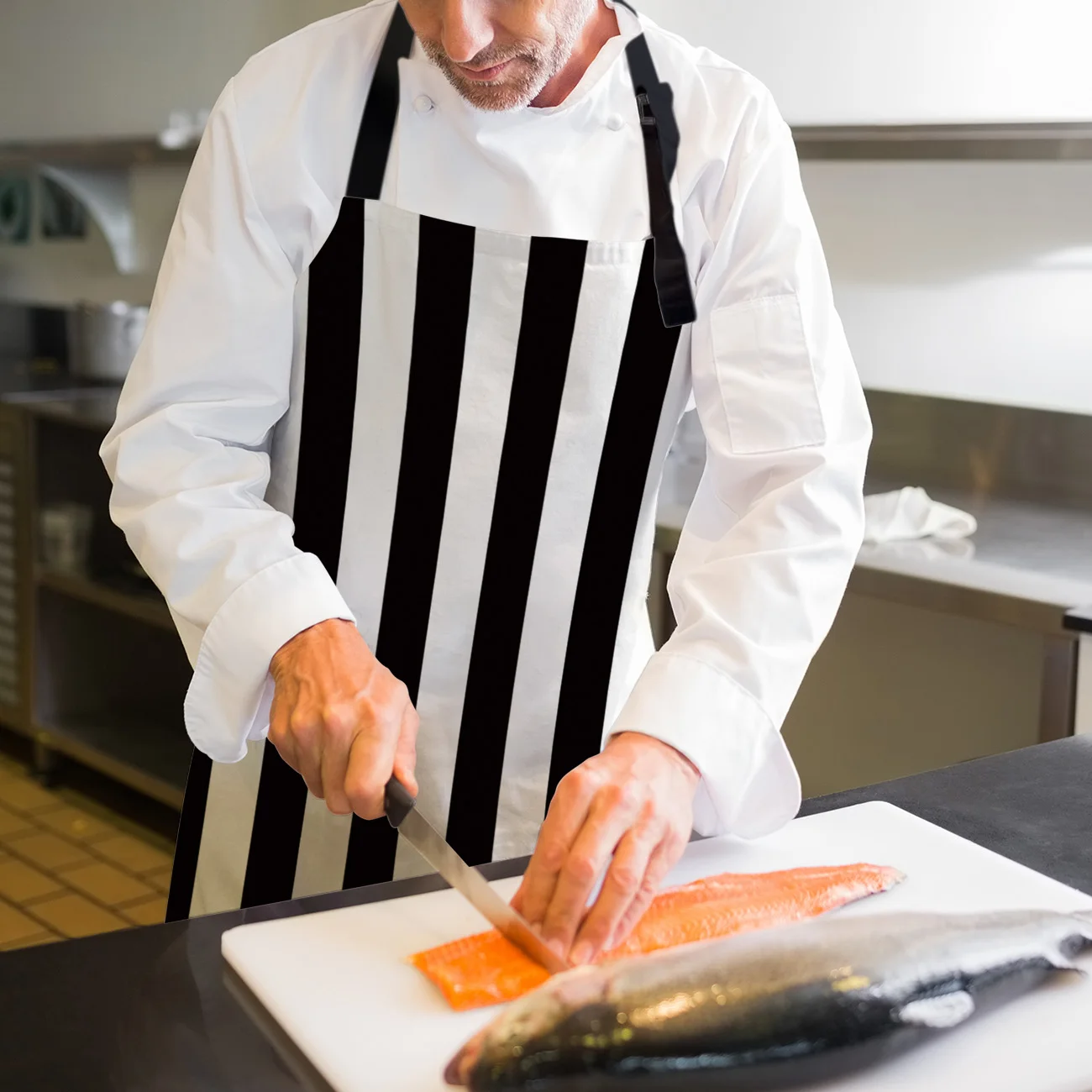 Простой черный и белый в полоску напечатанные кухонные фартуки Прочный