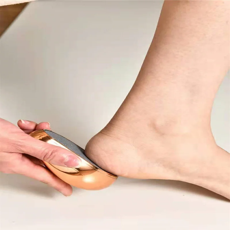 

The New Household Foot Polisher To Remove Dead Skin and Calluses Beautiful Foot Pedicure Tool Portable Nano Glass Foot Stone