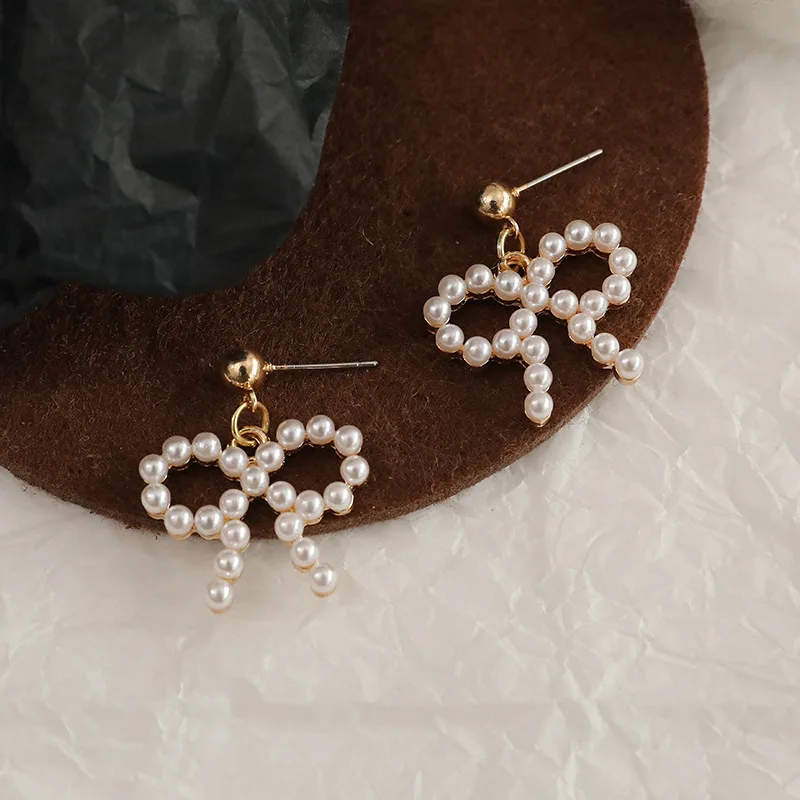 

2020 Trend Fashion French Pearl Earrings female sweet bow Ear Studs Vintage Jewelry Gifts For Women
