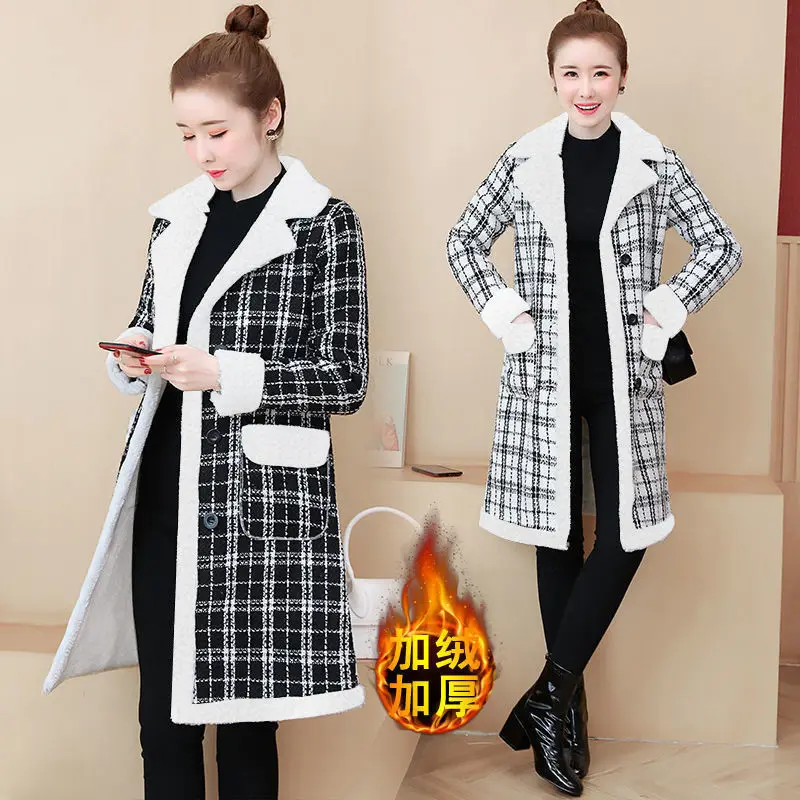 

2020 autumn / winter Cashmere thickened large women's imitation cashmere coat women's new fashion mid long plaid coat