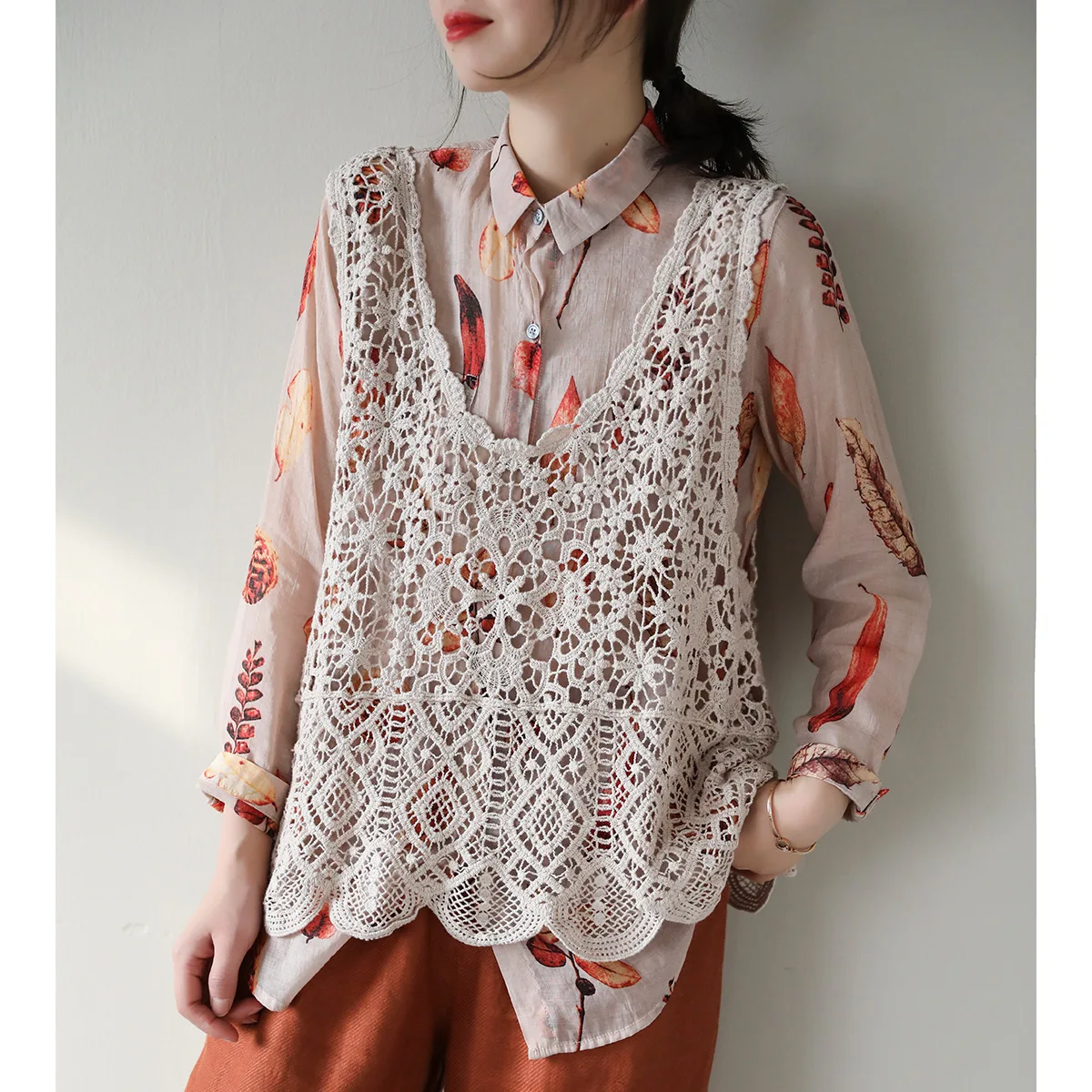 

Литературный чувство дизайна и вышитым цветочным узором полый хлопок и лен женская летняя обувь новый большой Размеры хеджирования Повсед...