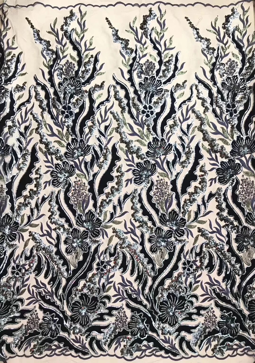

Nigerian Lace Fabric Sequins Lace Fabric Tulle Lace Fabric 2020 New Style Sequins Green Lace Fabric For Wedding Party KCD9542