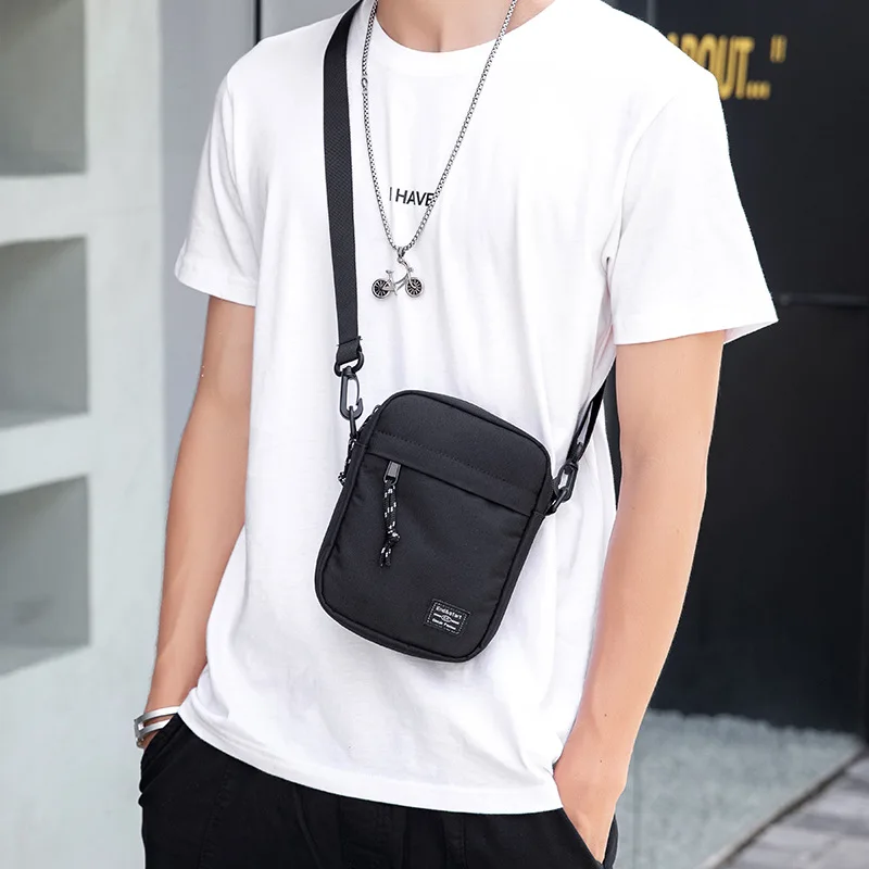 

2021 New Simple Messenger Bag For Men Hip Hop Trend Fashion Mini Shoulder Bags Male Casual Mobile Phone Packet Headphone Pouch