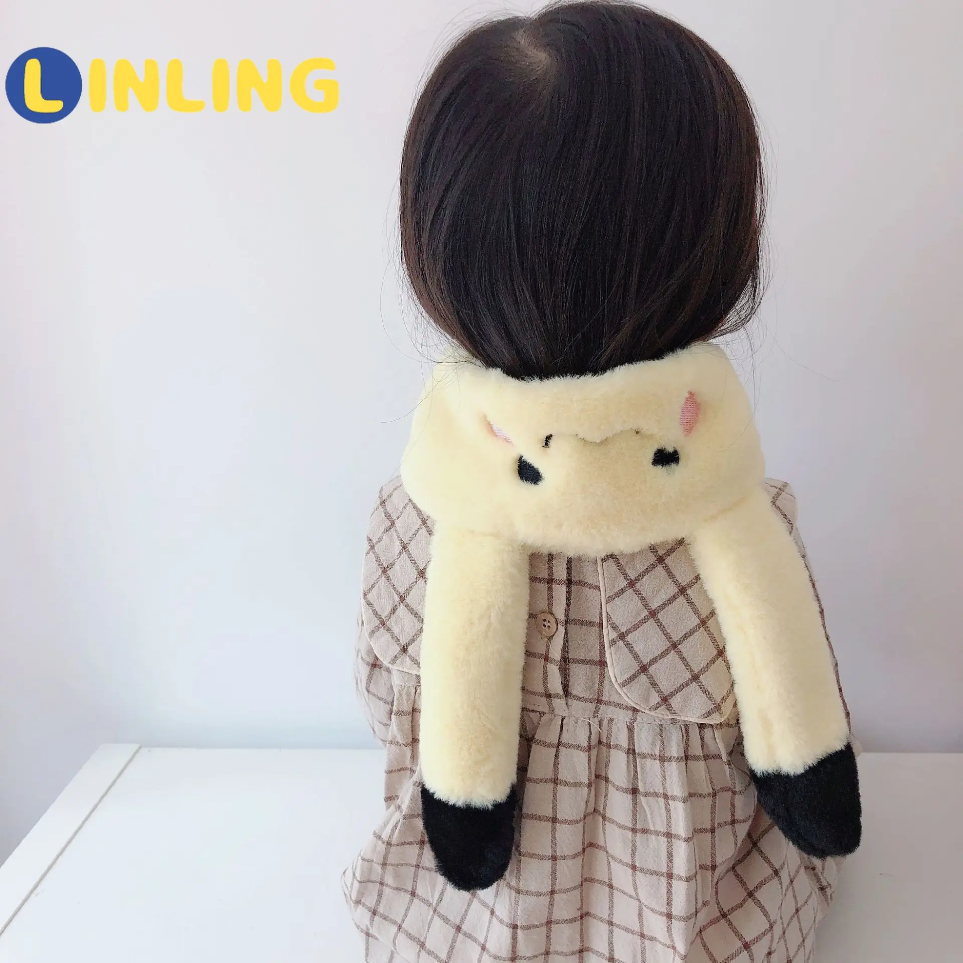 

LINLING 2021 Autumn Winter Pure Color Imitation Rabbit Fur Cartoon Baby Bib Warm Versatile Children's Bib Boys Girls Plush P665