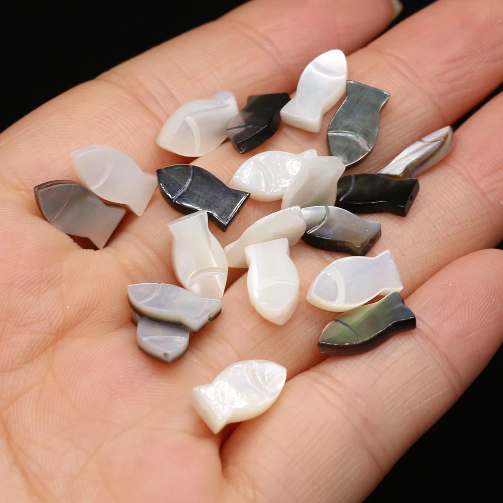 

10PC Cute Fish White Mop Shell Beads Natural Mother of Pearl Animal Loose Beads for Jewelry Making DIY Penadnt Necklace Bracelet