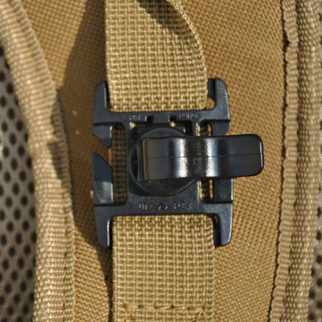 

Adjustable Hydration Tube Clips Fixed Water Bladder Tube Clamp Plastic