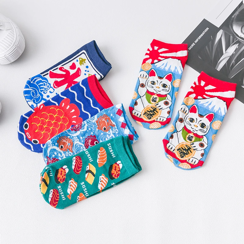 

1 pair New women socks cartoon lucky cat sushi carp cotton socks cute funny Harajuku illustration socks