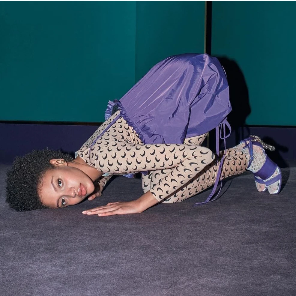 Твердые Цвет минималистские наручные часы с-образным вырезом на шее с рисунком и