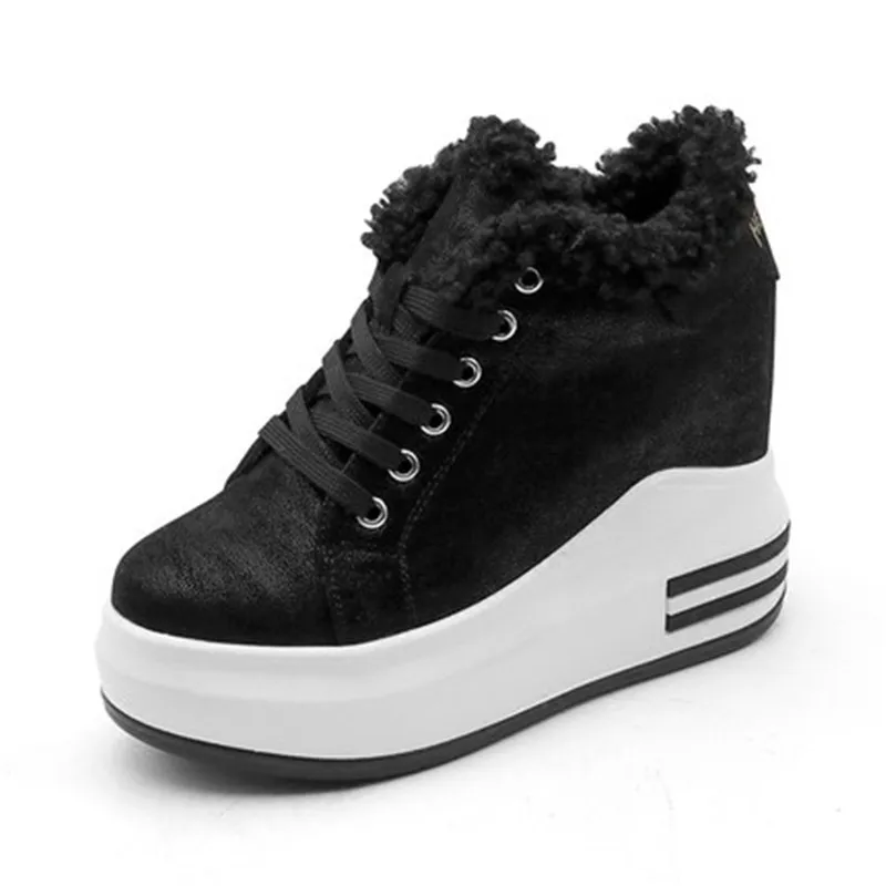 

Women Thick-soled Inner Increase Sports Shoes Plus Velvet Lady PU Leather Heel Height 5.5CM
