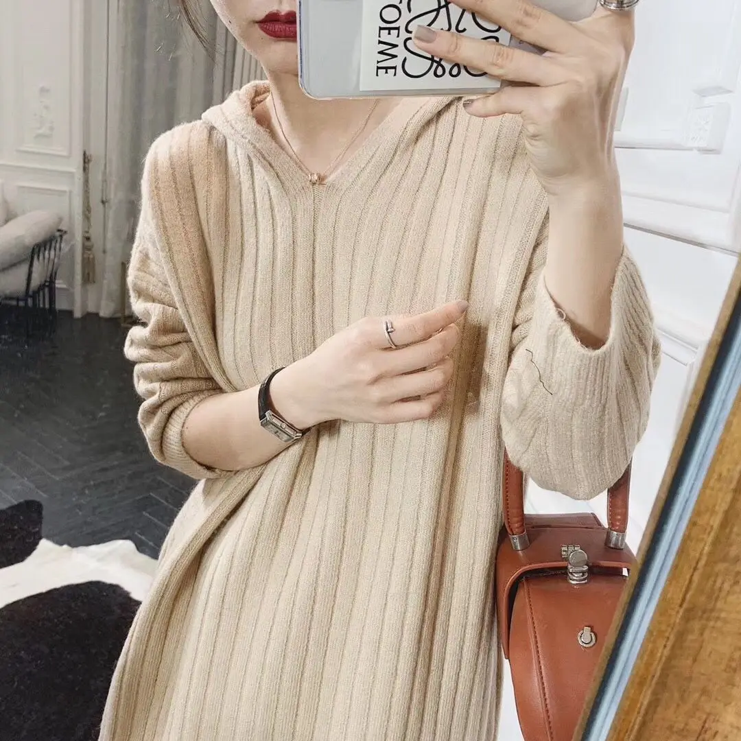 Зимнее корейское вязаное платье выше колена с капюшоном новинка 2020 свободная