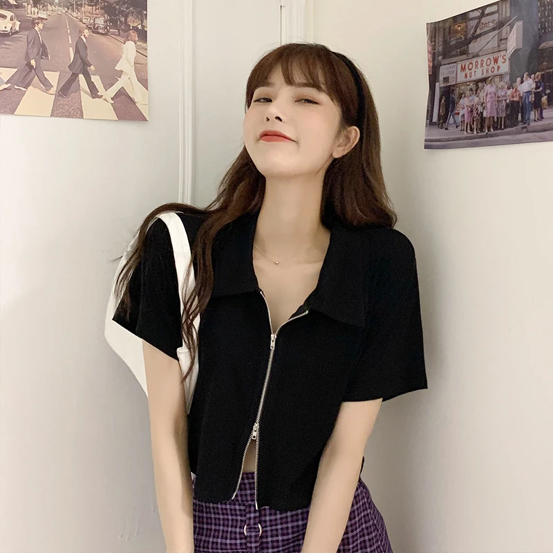 

2020 new summer design sense niche mind exposed navel short coat zipper short sleeve T-shirt female ins tide Female Tops