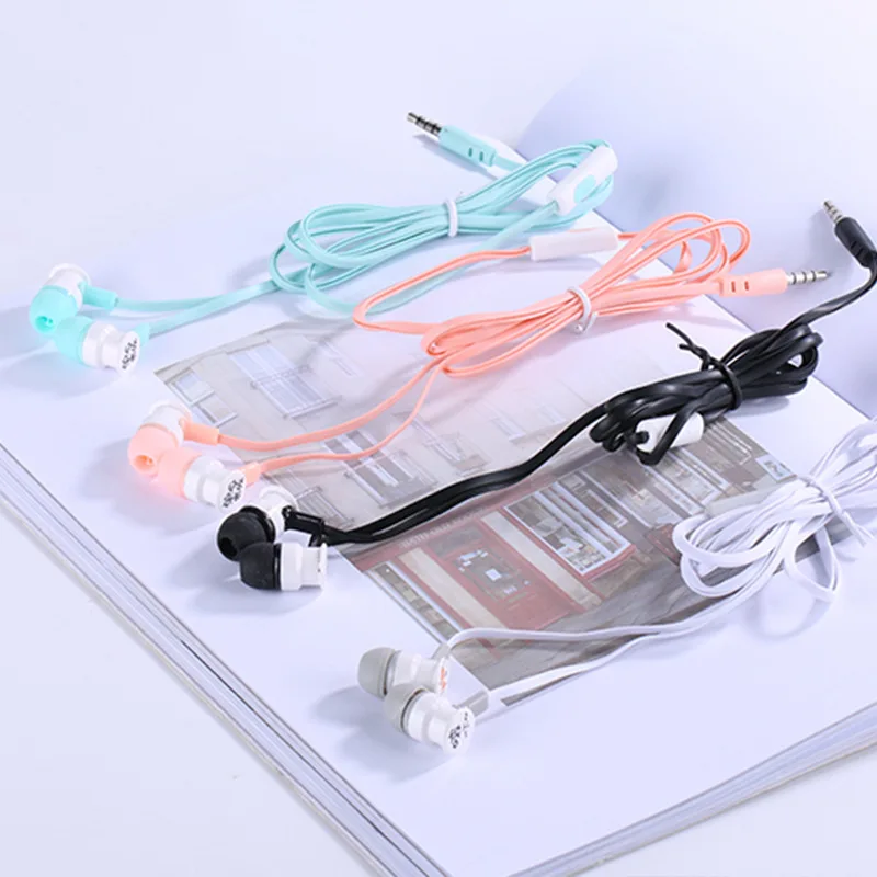 

2019 Cute Carton dog 3.5mm in-ear Stereo Earbuds Earphones with mic Earphone Case for Kids Girls Kid MP3