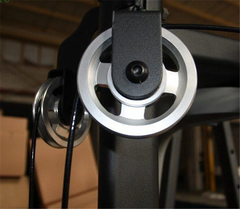 Стальной трос диаметром 5 мм или 6 используемый для тяжелое подъемное