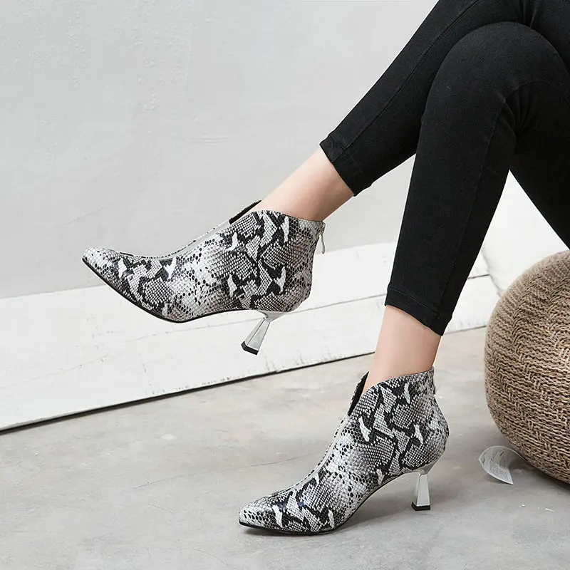 Женские туфли на высоком каблуке Цвет Серебряный женские для свиданий с острым