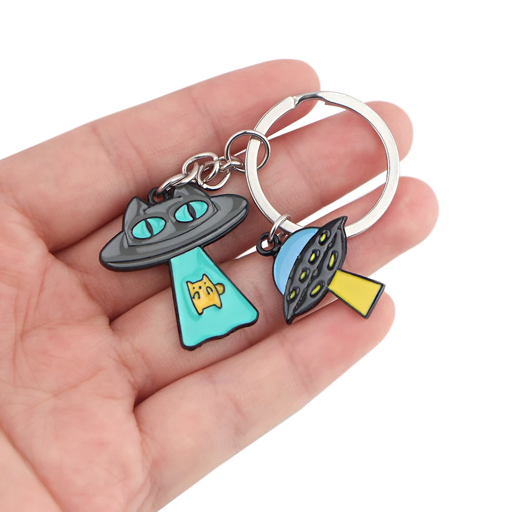 

SP712 Alien Keychain Key Holder Cute Enamel Jewelry Car Pendant For Key Rings Kids Gifts