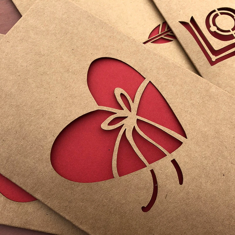 

1Pc Hollow Greeting Card Retro Kraft Paper Love Heart Laser Greeting Cards Thanksgiving Mother'S Day Card Party Wedding Postcard