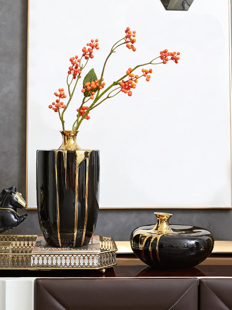 

Modern Luxury Ceramic Vase Flower Arrangement Dried Flower Decoration Black Gold Vase Living Room Decoration Flower Vase Home