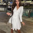 Платье-мини ТРАПЕЦИЕВИДНОЕ с V-образным вырезом и длинным рукавом