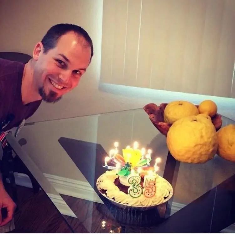 

Cake Decoration Electronic Rotating Lotus Candle for Kids Gift Innovative Party Cake Candle Musical Lotus Rotating Party Gift