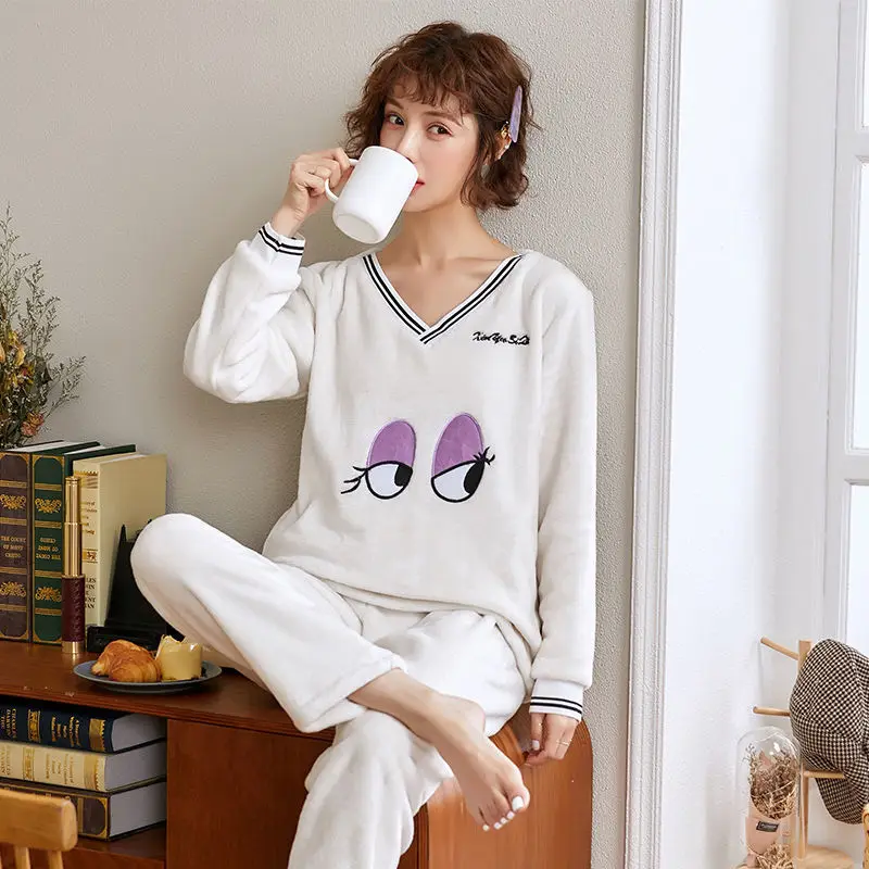 White sleepwear Пижамы женские большие размеры пижамы из плотной ткани женские теплые длинные осенние пижамы зимний домашний костюм женская пижама домашний L-XXL - Color: White sleepwear