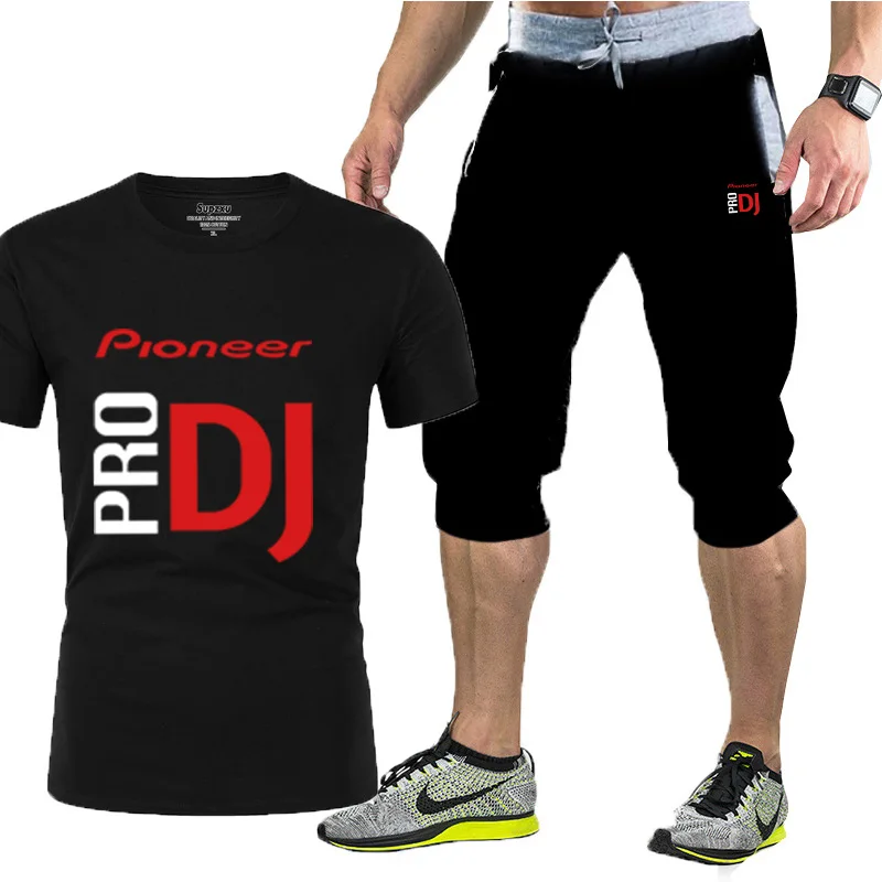 

2021 new fashion hot sale printed T-shirt sports suit casual running wear summer short-sleeved shorts 2-piece set