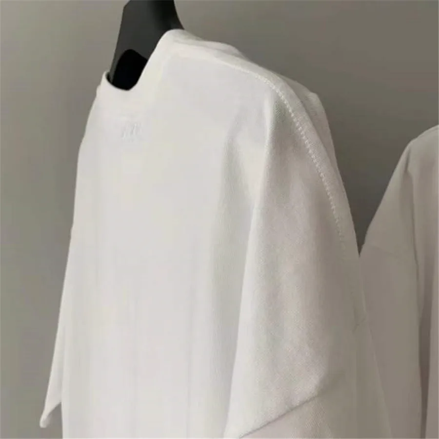 

VETEMENTS White 'Love Is... Us' T-Shirt Men Women Graphic logo printed Vetements T-shirts cotton jersey VTM Tops Love Style Tee