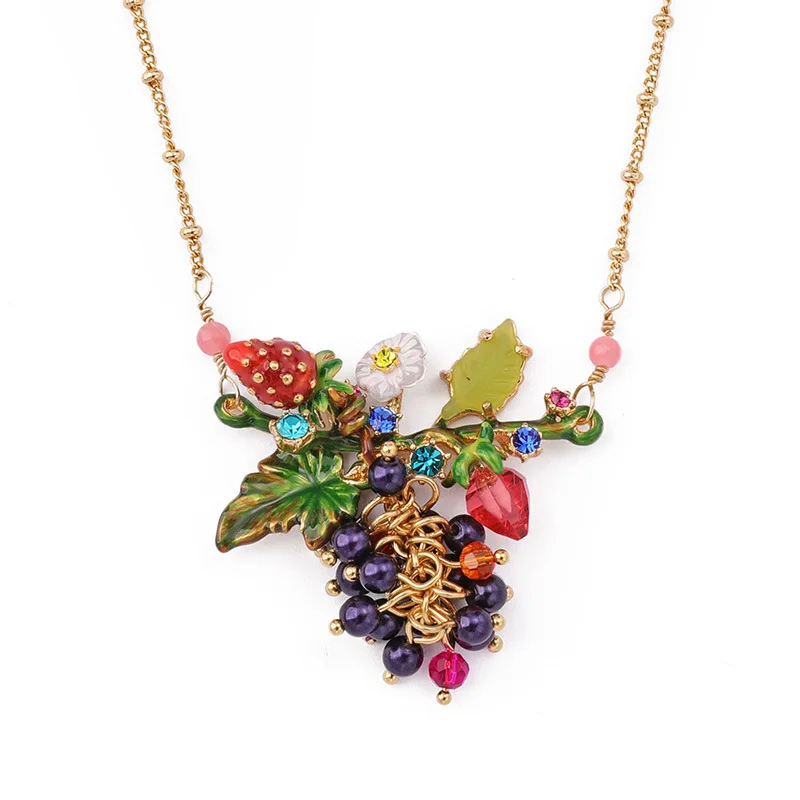 

Douyin with the Same Jewelry European and American Strawberry Necklace Female Personality Elegant Enamel Glaze Flower Clavicle