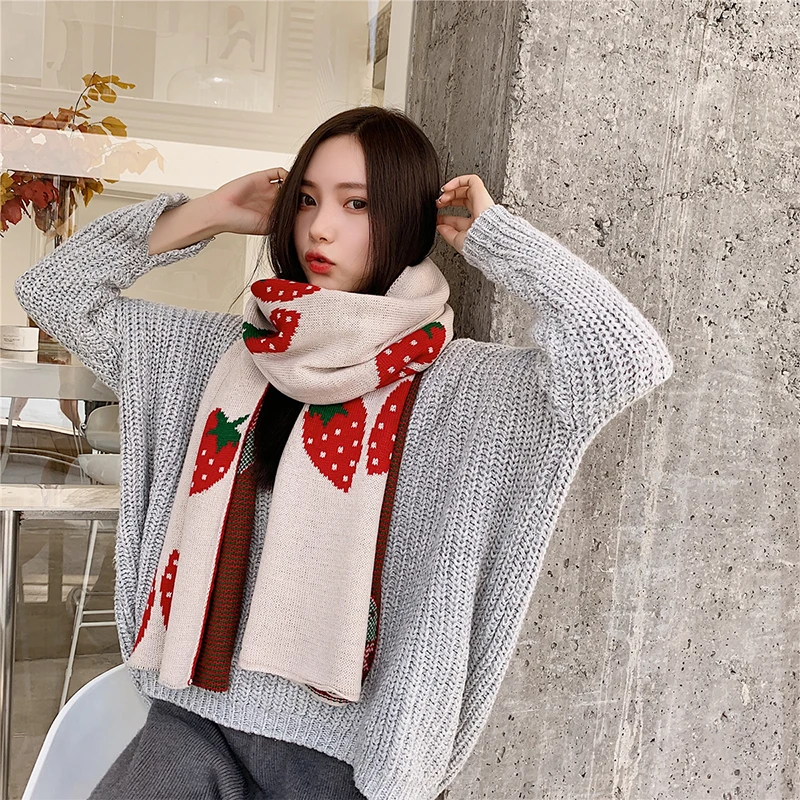 

Korean autumn and winter new arrival scarf men and women couple long big soft outdoor scarf warm Strawberry print outdoor shawl
