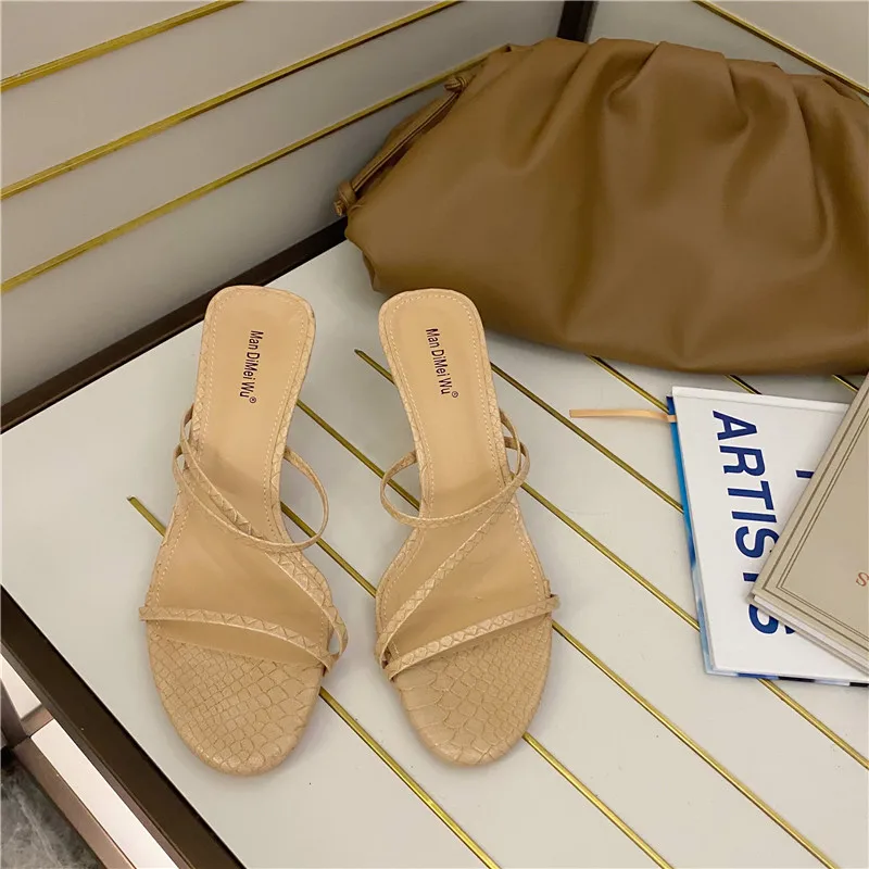 

Thin Heels Shoes Woman's Slippers Heeled Mules Slides Fashion Low 2021 Soft High Luxury Rome Basic Rubber Pumps PU Fabric Hoof