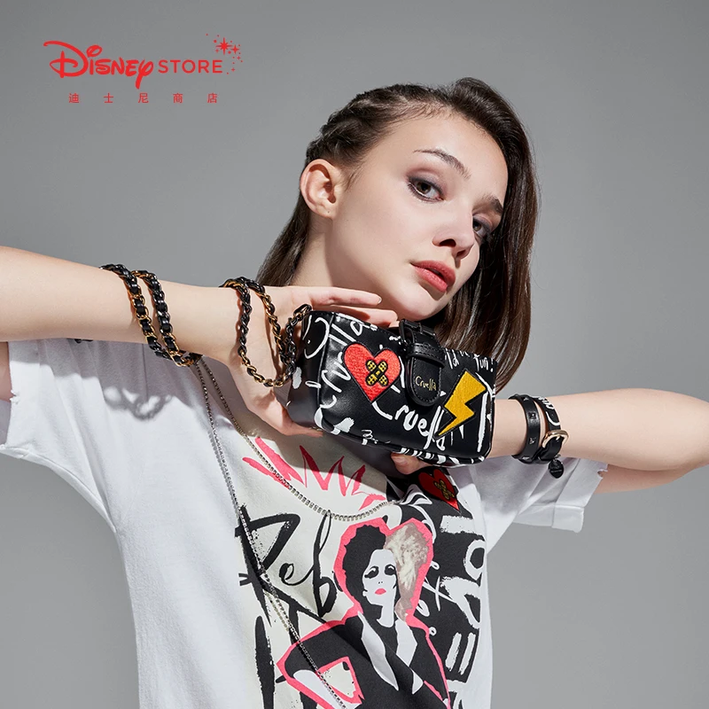 

Authentic Disney Official Kuila Series Kuila Ultra Mini Shoulder Bag Punk Messenger Bag