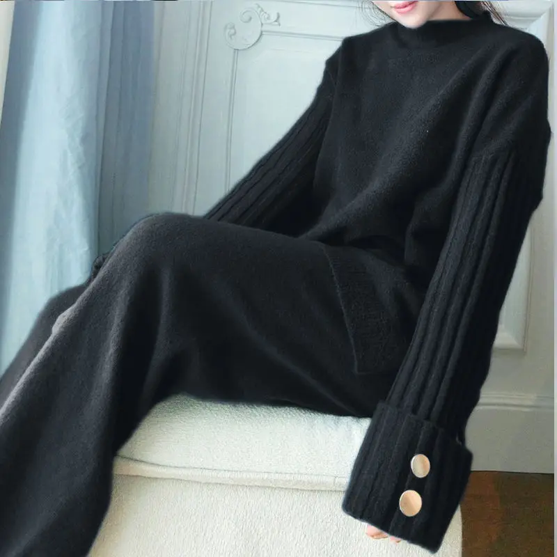 Женский трикотажный комплект из 2 предметов свитер пуловер и брюки с широкими