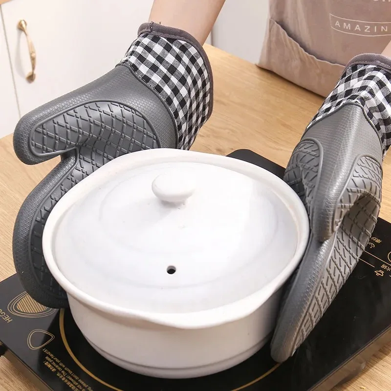 

Oven Gloves Heat Resistant Baking Gloves with Silicone and Cotton Kitchen Gloves Flexible Oven Mitts for Microwave