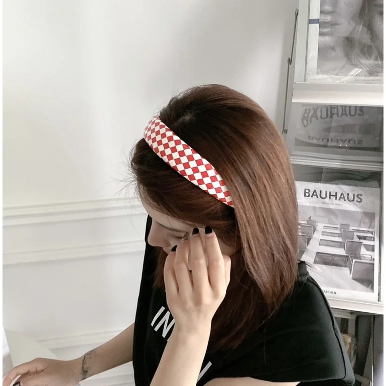 

20pcs/lot New Retro Style Leather Checkerboard Hairband Wide-sided Temperament Simple Hairband Hair Accessories for Women