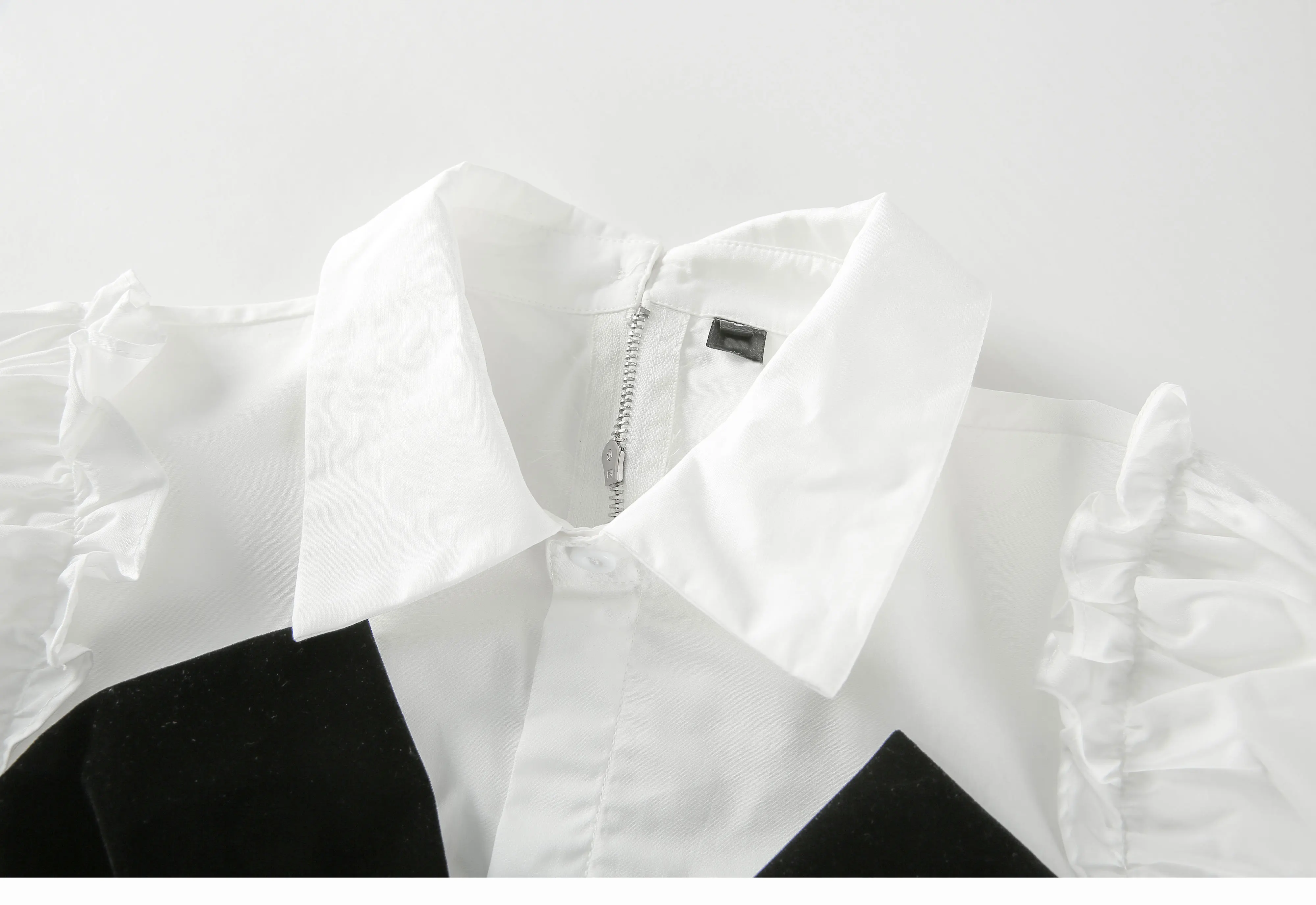 

2021 Spring New Back Zipper Color Matching Design Big Bow Puff Sleeve Short Shirt Womens Tops