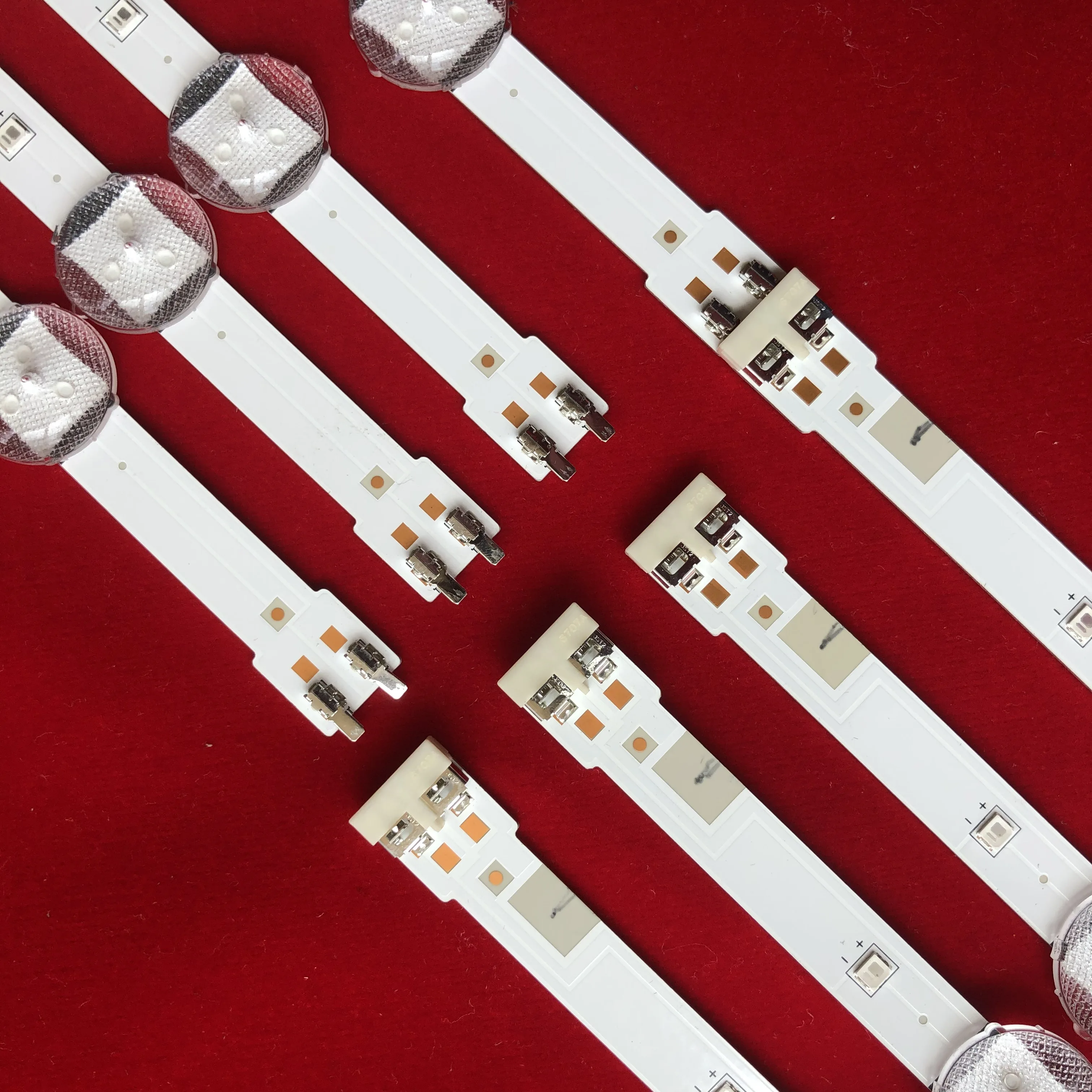 Светодиодная лента для подсветки 7 ламп Sa ms ung 43 &quotTV 2015 SVS43 FCOM FHD DOE B UA43J51SW UN43J5000