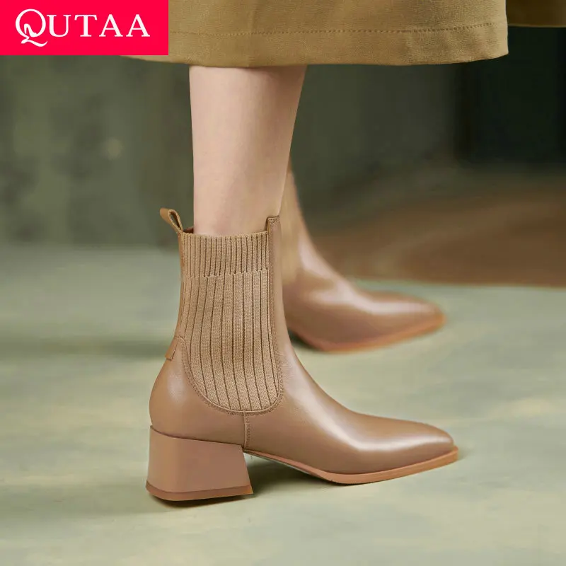 

QUTAA 2022 Cow Leather Autumn Winter Ankle Boots Square Toe Leather Knitting Short Boots Square Med Heel Women Shoes Size 34-39