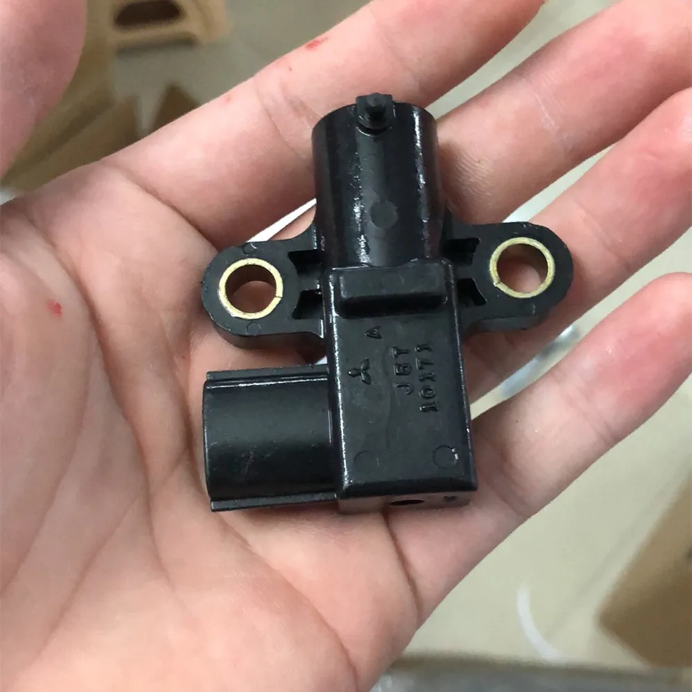 1X23731-31U11 Датчик положения коленчатого вала двигателя передний для Infiniti I30 QX4