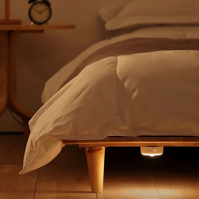 Версия для зарядки через USB светильник ночсветильник Yee Инфракрасный магнитный с