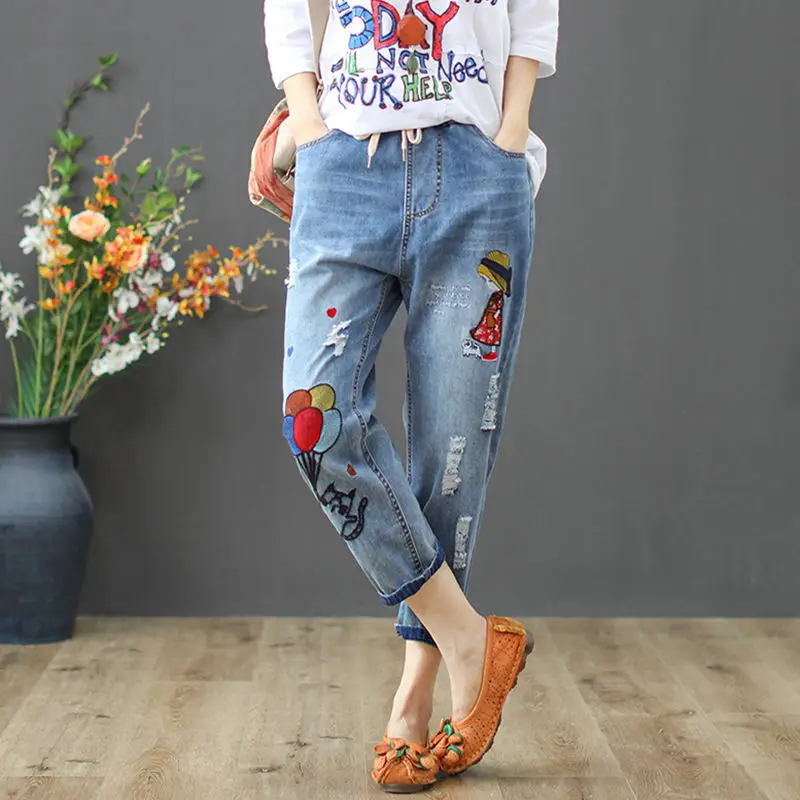 

New light color loose jeans children's versatile art embroidery cartoon hole casual Capris women's elastic waist