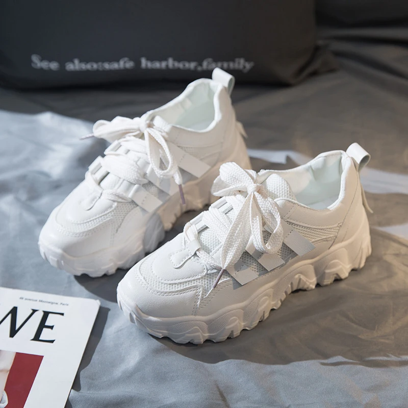 

White Mesh Breathable Lace-Up Chunky Female Sneakers Geared Non-Slip Vulcanized Shoes Designer Outdoor Casual Running Shoes