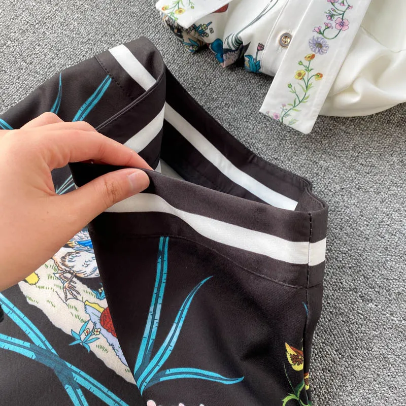 

2021 Spring Summer New Fashion Woman Suit Bow Lapel Short Sleeve Shirt Top High Waist Print A- Line Short Skirt Two-Piece Set