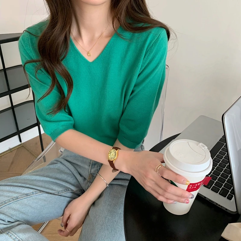 

New Female Sweater Women Winter Pullover Knitting Overszie Long Sleeve Girls Tops Loose Sweaters Knitted Outerwear Thin Sexy