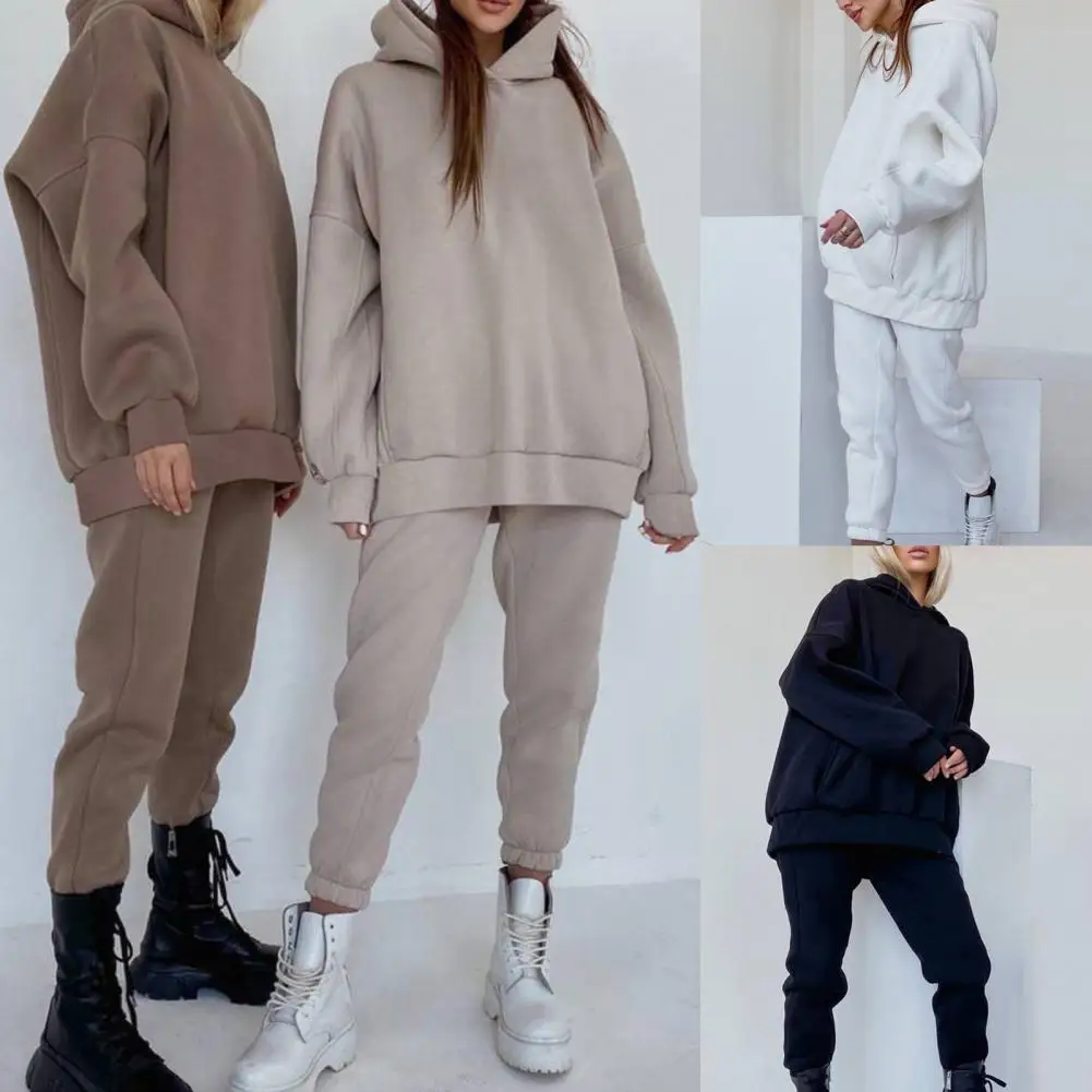 

Спортивный костюм женский однотонный из 2 предметов, свитшот с длинным рукавом и капюшоном, спортивные брюки, комплект из двух предметов, же...